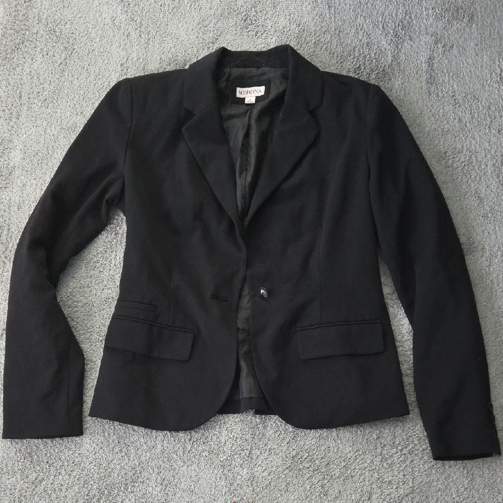 *CLOSET CLOSING 7/31* Merona Classic Black Blazer Size 4